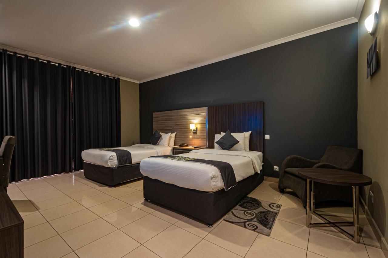 Hotel Milenio Nampula Buitenkant foto